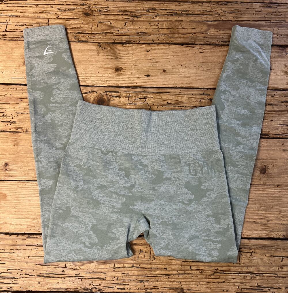 Gymskark Womens Size S Green Camo Ankle Leggings NWOT